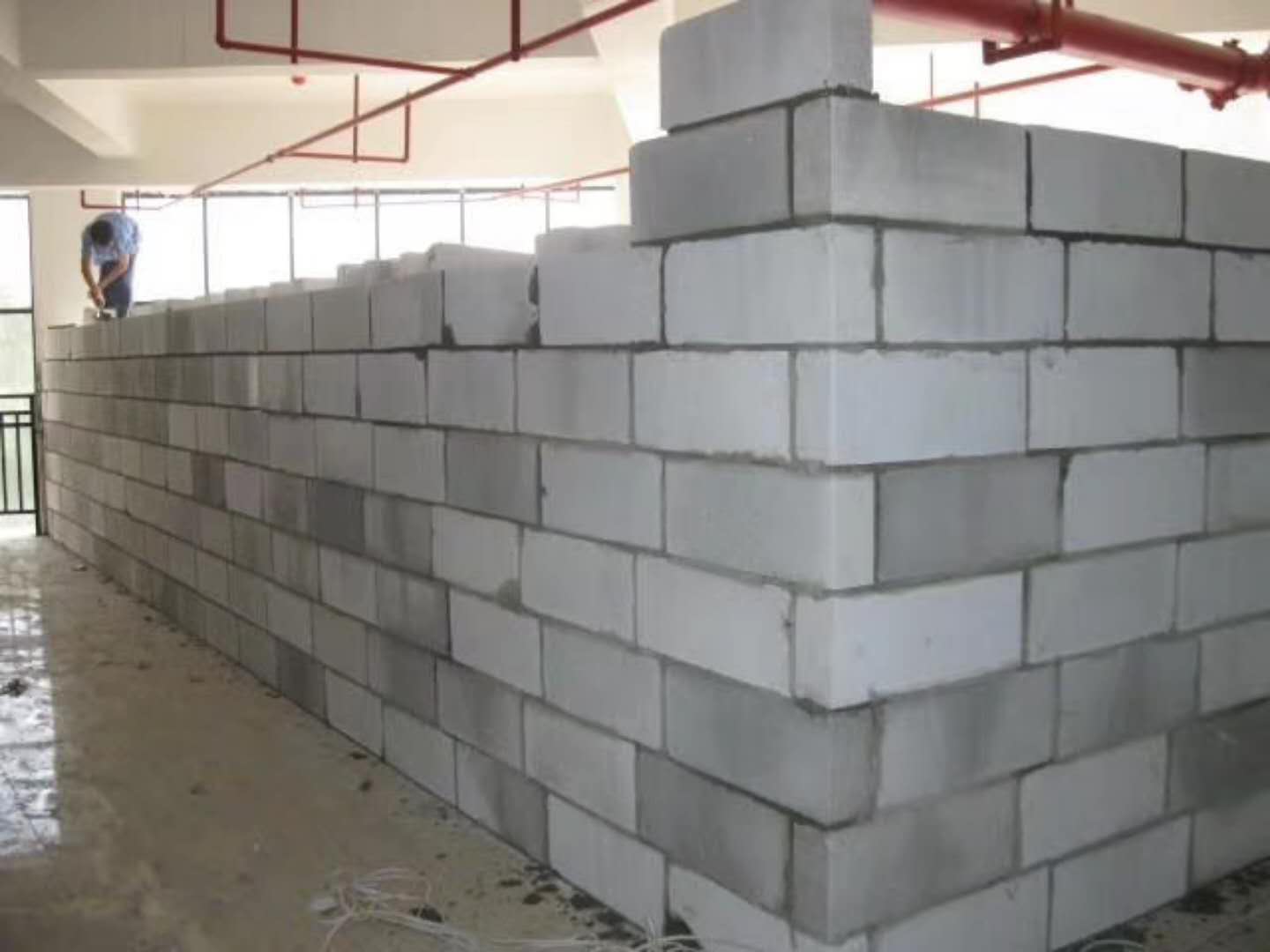 巴彦蒸压加气混凝土砌块承重墙静力和抗震性能的研究